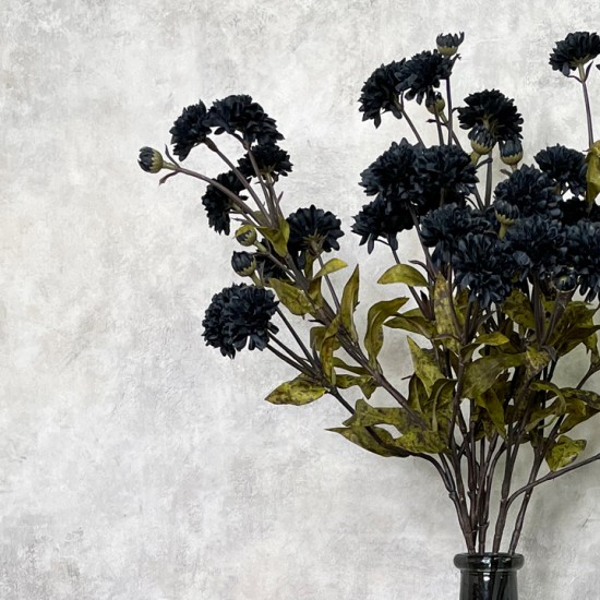 FAUX KIKU FLOWERS BLACK | BASIC FLOWER BOUQUET