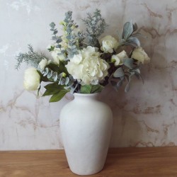 PHOEBE | WHITE GARDEN FLOWERS BOUQUET