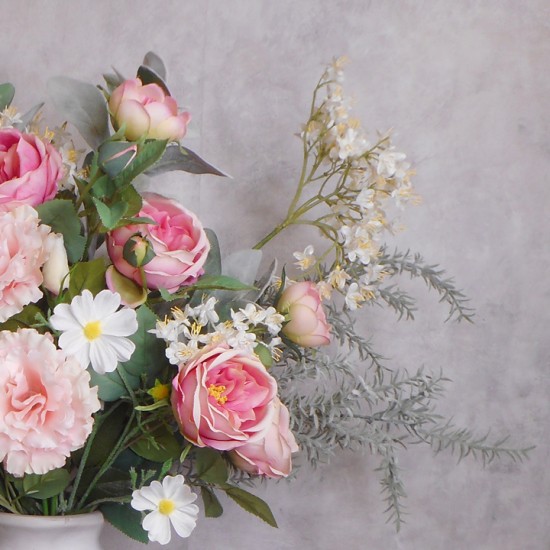 TRULY SCRUMPTIOUS | ROSES LISIANTHUS BLOSSOM BOUQUET